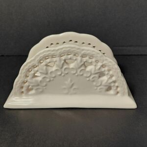 Elegant Skye McGhie Cream Lace Napkin Holder